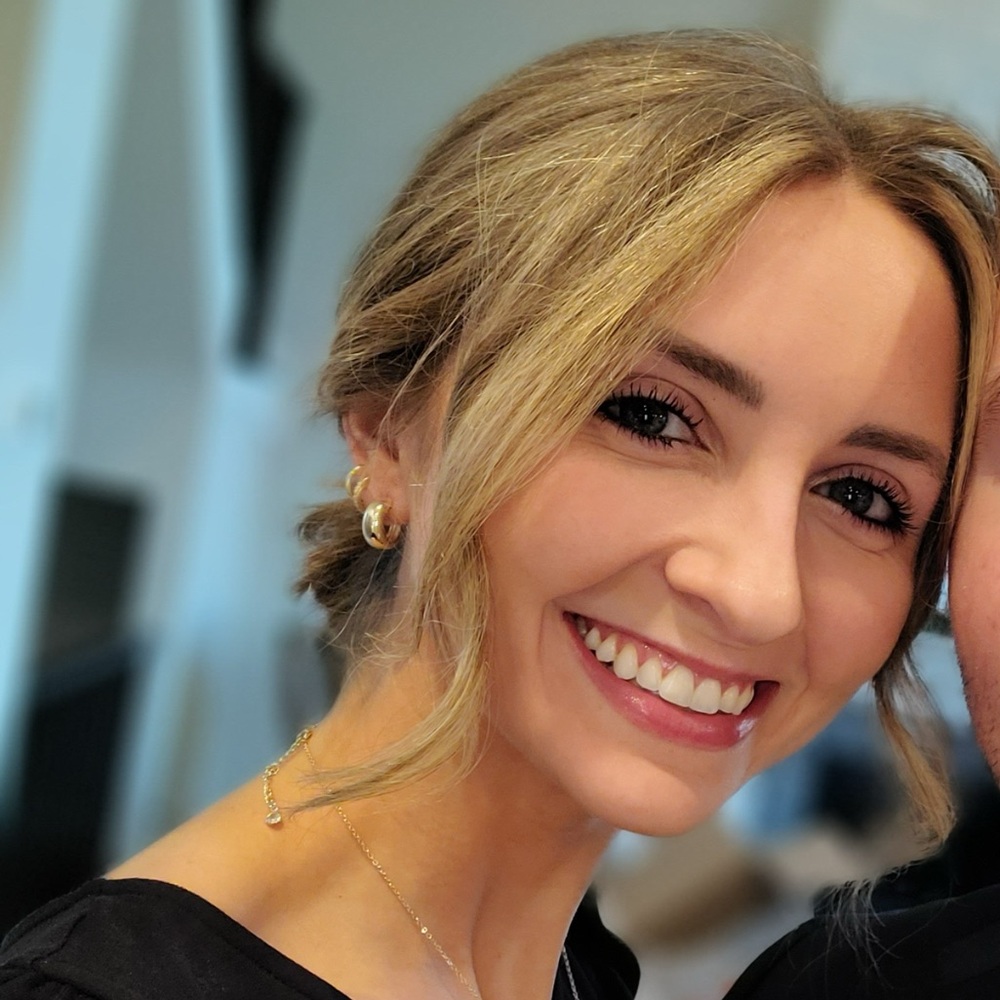 Meet your Posher, Jacqueline